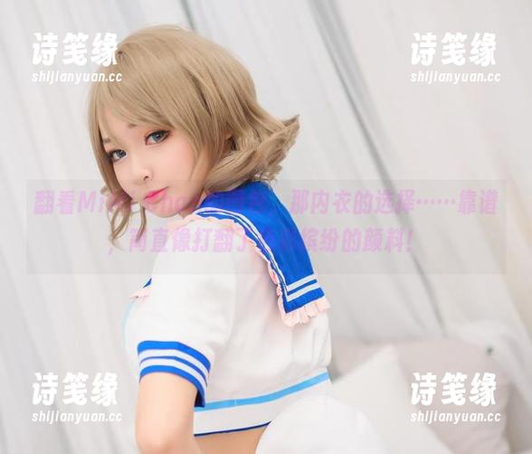 MiMi Chan 翻看MiMi Chan的图包,那内衣的选择……靠谱,简直像打翻了色彩缤纷的颜料!